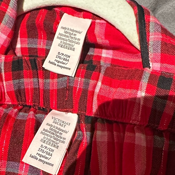 Victoria's Secret Flannel Long Pajama Set Size S - Picture 4 of 5